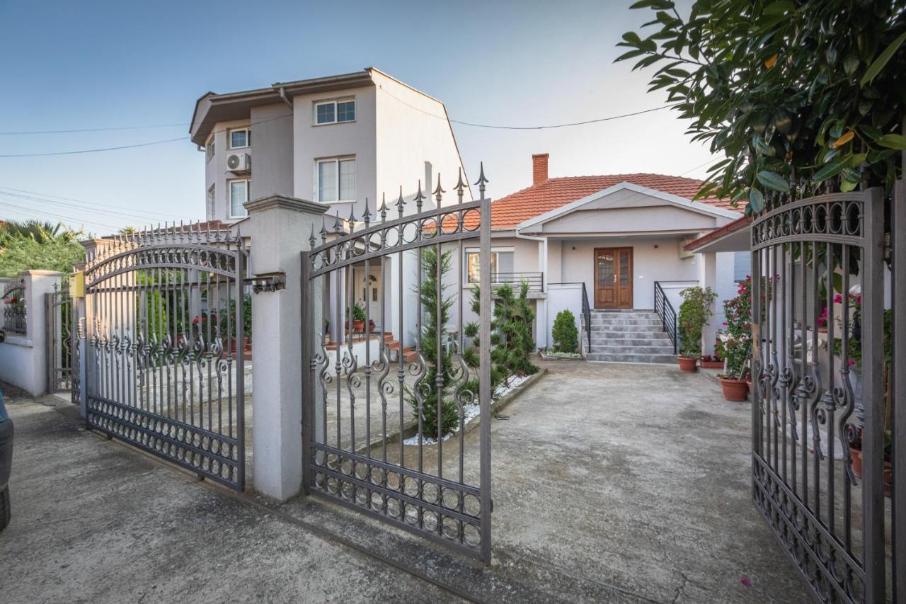 Guest House - Axios Gevgelija Exterior foto